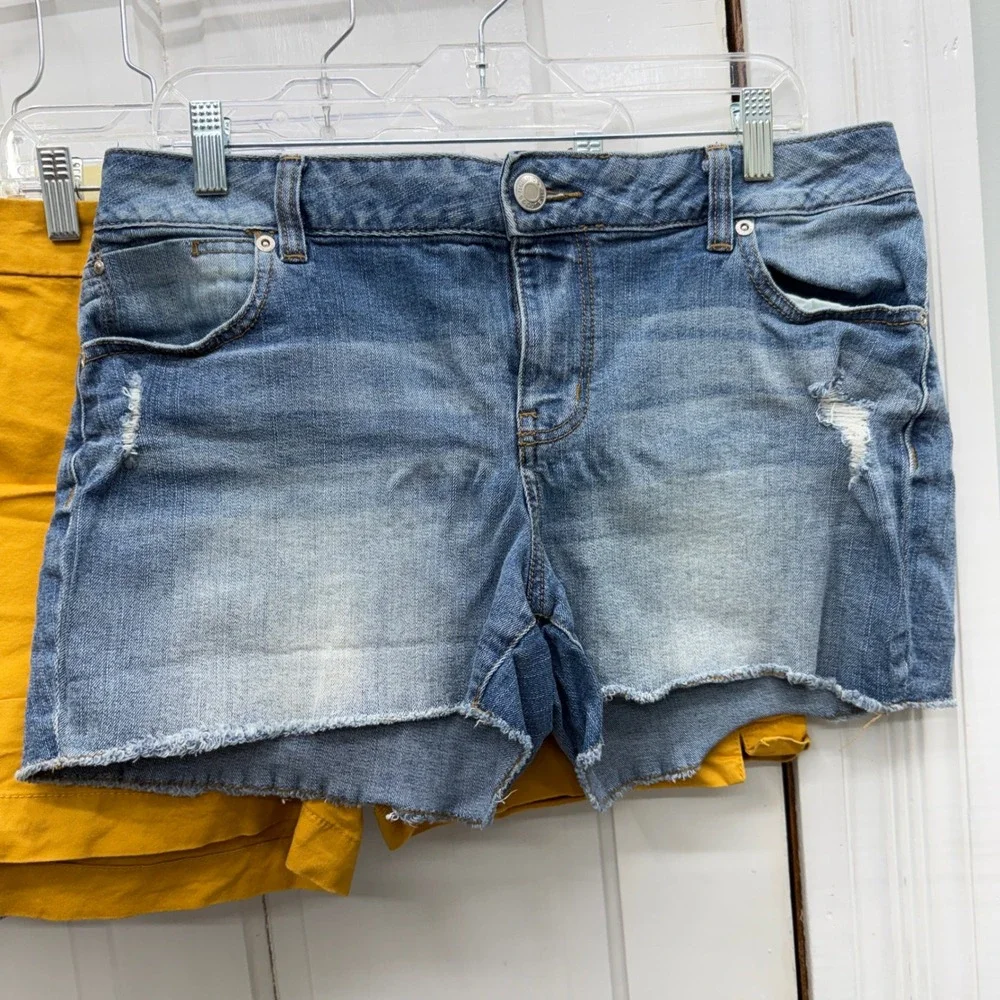 Lot of 6 Women's‎ 12 Shorts Denim Chino Yellow Grey Blue Assorted Bundle